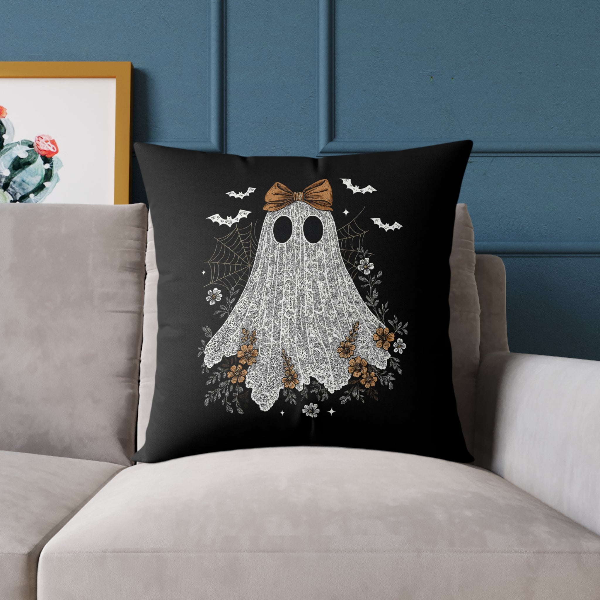 [PHYSICAL] Charming Ghost Pillow